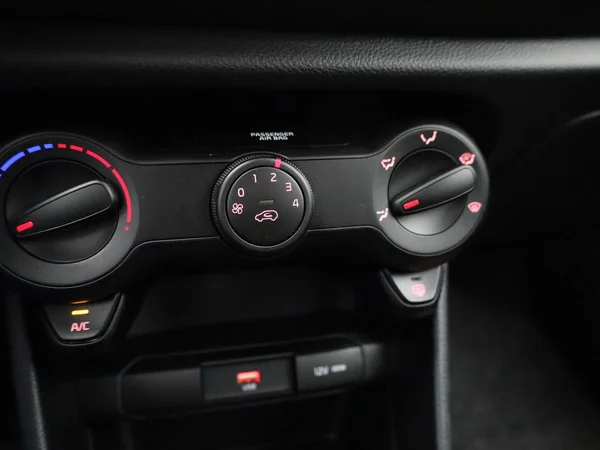 Kia Picanto (2021) — foto 9 van 34