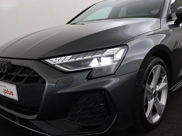 AUDI A3 Sportback (2025) — foto 8 van 18
