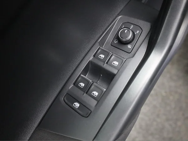 VOLKSWAGEN Polo (2021) — foto 5 van 20