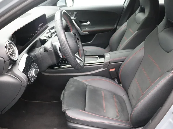 Mercedes-Benz A-Klasse (2025) — foto 3 van 27