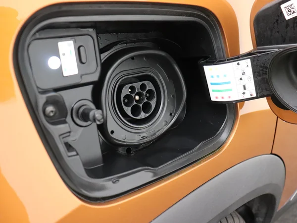 RENAULT Captur (2021) — foto 22 van 30