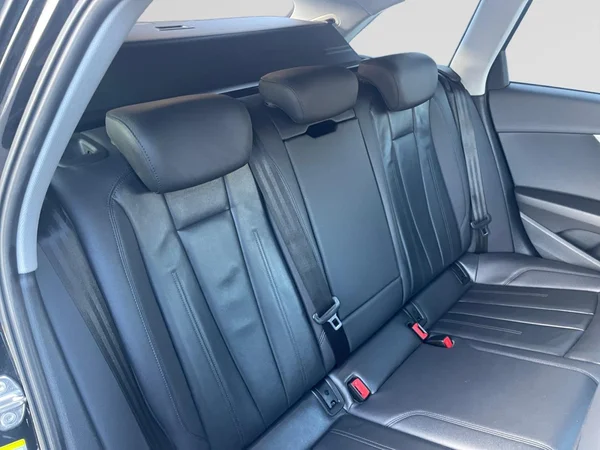 AUDI A4 Avant Dsl (2023) — foto 15 van 22