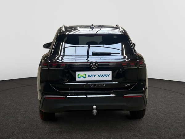 VOLKSWAGEN Tiguan (2026) — foto 14 van 15