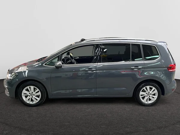 VOLKSWAGEN Touran (2025) — foto 13 van 22
