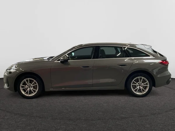AUDI A5 Avant (2025) — foto 12 van 24