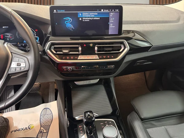 BMW X3 (2022) — foto 13 van 30
