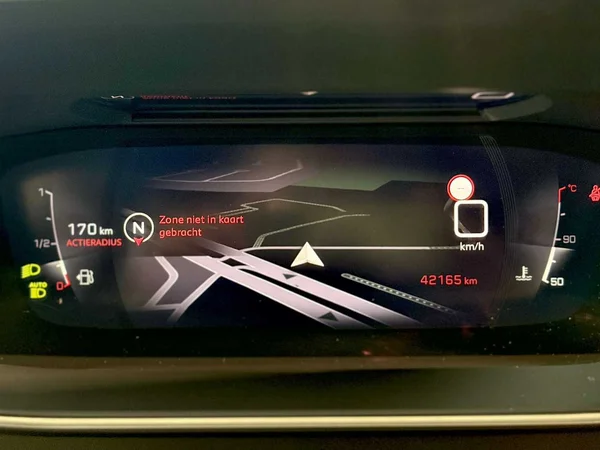 Peugeot 2008 (2022) — foto 14 van 21