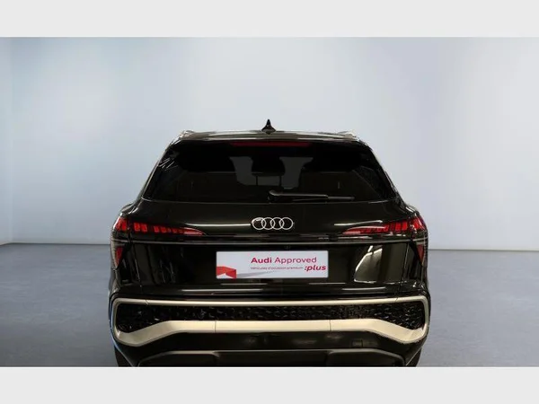 Audi Q3 SUV (2026) — foto 24 van 26