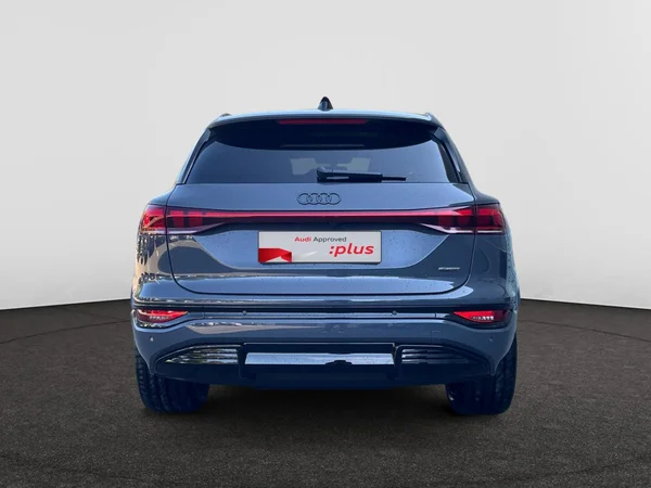 AUDI Q6 e-tron (2025) — foto 21 van 24