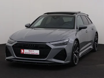 AUDI RS6 (2024)