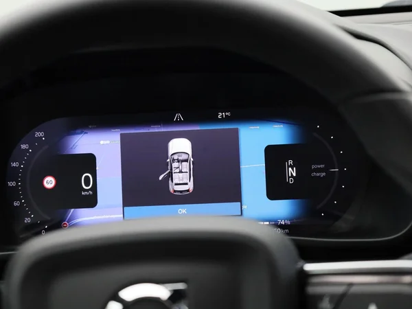 Volvo XC40 (2023) — foto 38 van 39