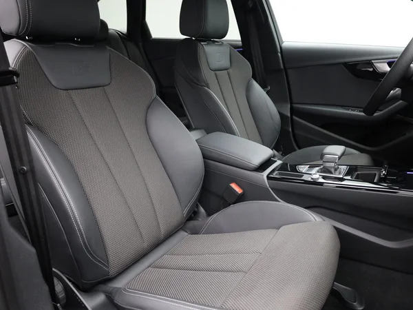 AUDI A4 Avant (2024) — foto 19 van 24