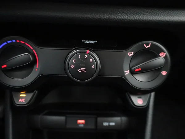 Kia Picanto (2022) — foto 11 van 33