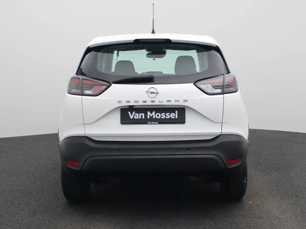 Opel Crossland (2023) — foto 35 van 39
