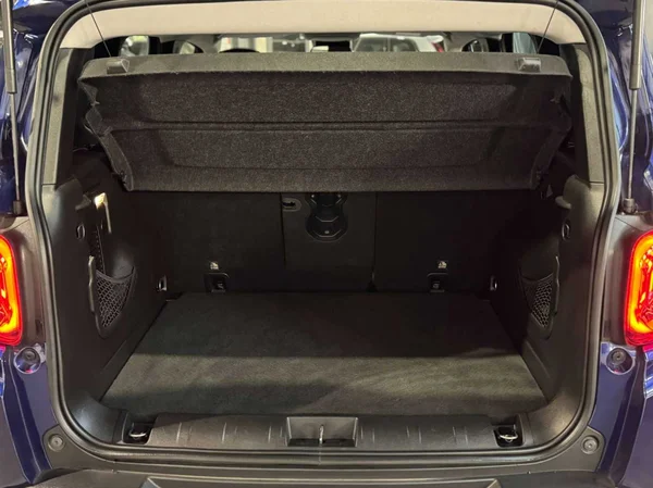 Jeep Renegade (2020) — foto 13 van 17