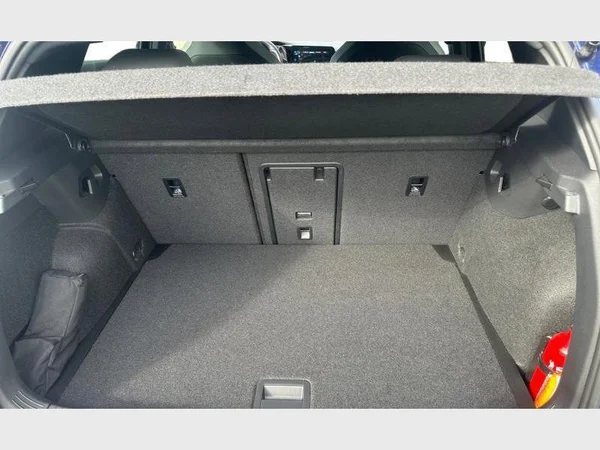 Volkswagen Golf VIII (2023) — foto 7 van 25