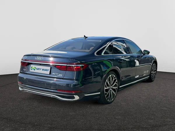 AUDI A8 PHEV (2023) — foto 12 van 24