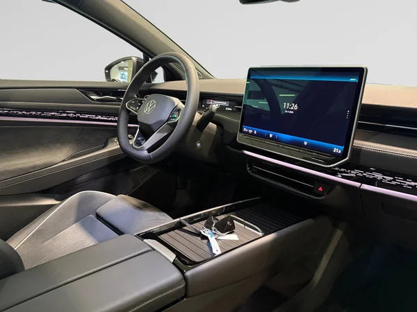 VOLKSWAGEN ID.7 Tourer (2025) — foto 6 van 20