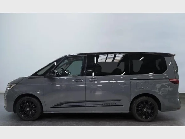 Volkswagen Multivan T7 Long (2025) — foto 23 van 37