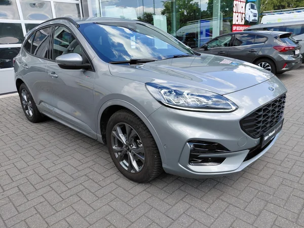 Ford Kuga (2023) — foto 16 van 21