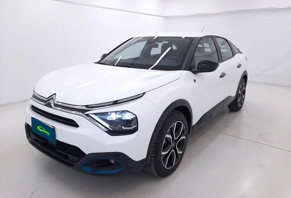 Citroen E-C4 (2021) — foto 18 van 19