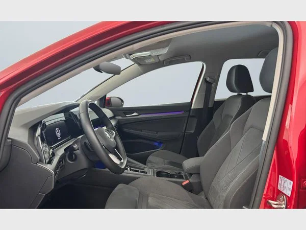 Volkswagen Golf VIII eHybrid (2021) — foto 15 van 15