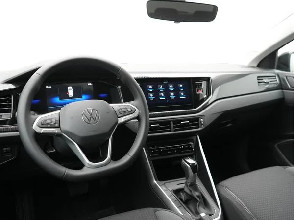 VOLKSWAGEN Polo (2026) — foto 3 van 26