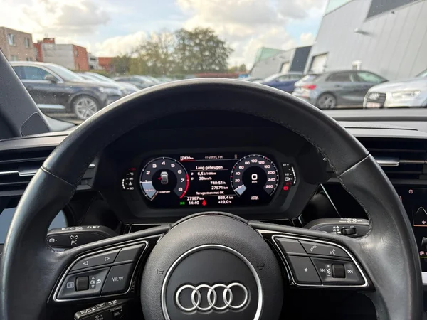 AUDI A3 Sportback (2023) — foto 7 van 24