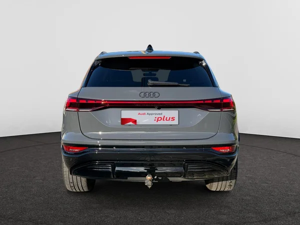 AUDI Q6 e-tron (2026) — foto 22 van 24