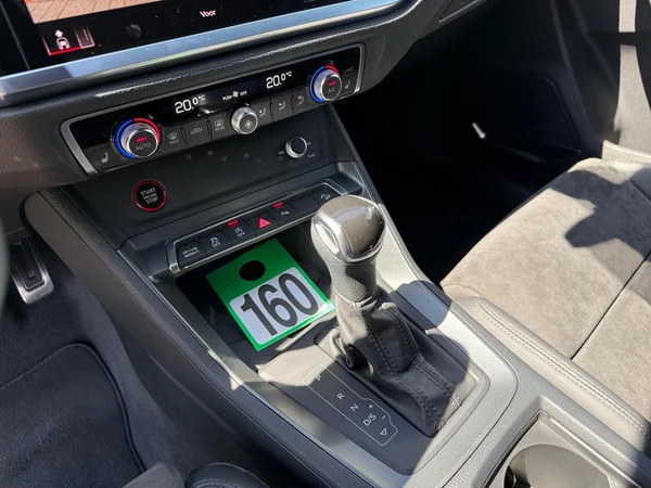 AUDI RS Q3 Sportback (2021) — foto 15 van 19