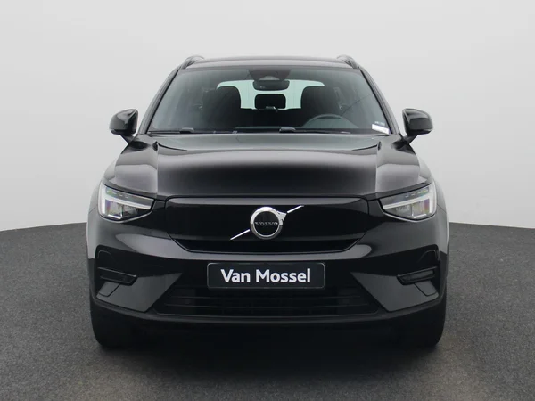 Volvo XC40 (2023) — foto 23 van 45