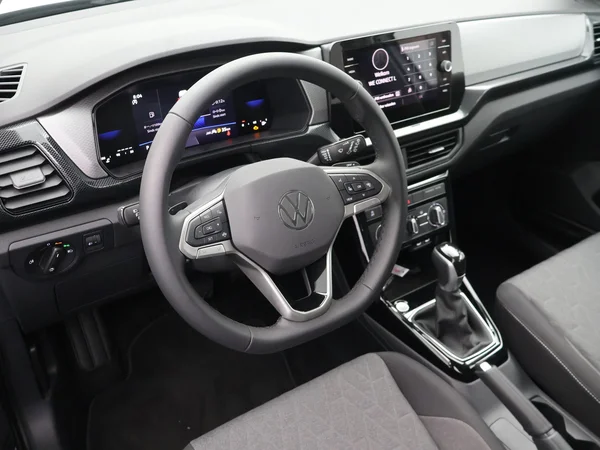 VOLKSWAGEN T-Cross (2025) — foto 8 van 23