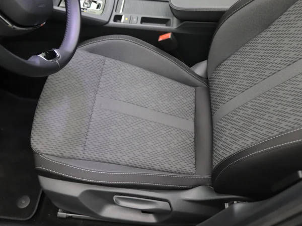 SKODA Octavia Combi (2024) — foto 21 van 32