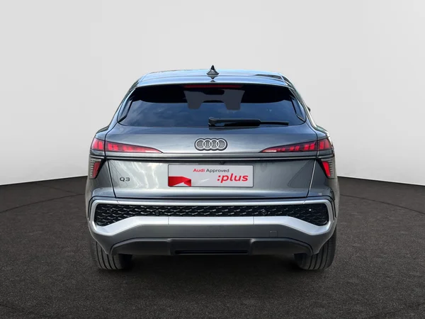 AUDI Q3 Sportback (2026) — foto 4 van 21