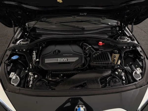 BMW 1-SERIE (2022) — foto 6 van 30