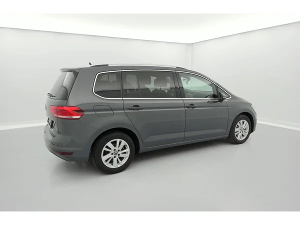 VOLKSWAGEN Touran (2020) — foto 4 van 36