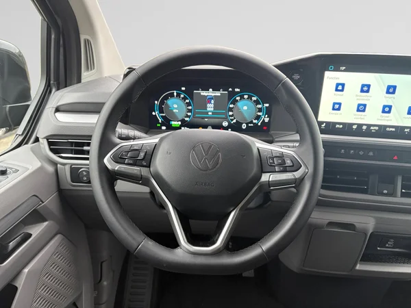 VOLKSWAGEN E-Transporter T7 32 Caravelle Swb (2025) — foto 8 van 16