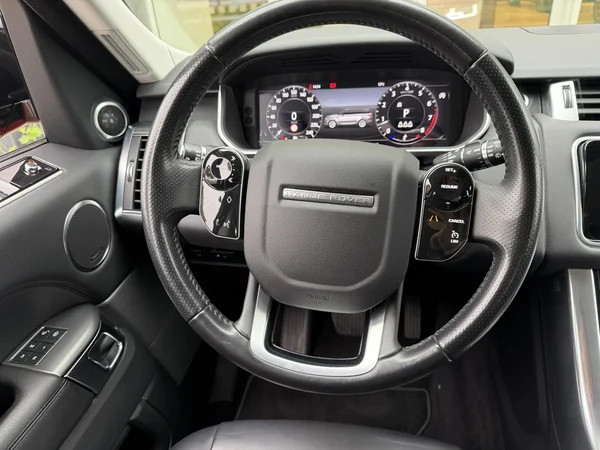 Land Rover Range Rover Sport (2019) — foto 9 van 38