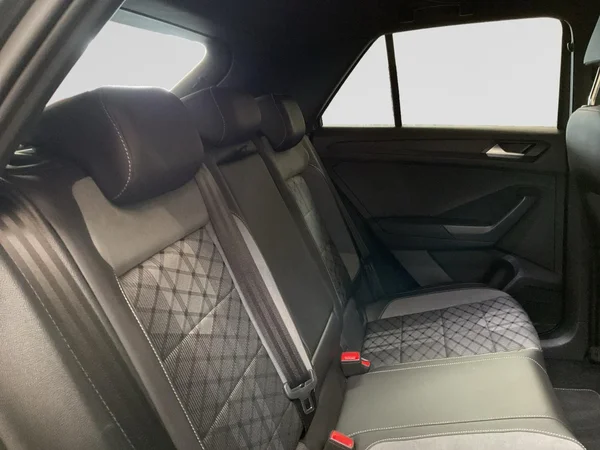VOLKSWAGEN T-Roc (2024) — foto 11 van 22