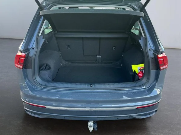 VOLKSWAGEN Tiguan Dsl (2023) — foto 21 van 35
