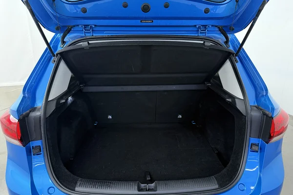 MG ZS Hybrid+ (HEV) (2025) — foto 14 van 18