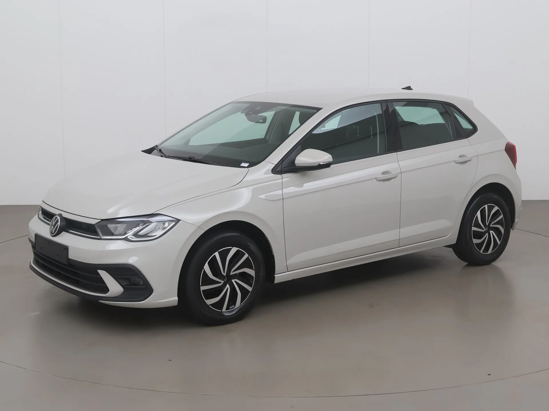 volkswagen polo 1121_297916_2023