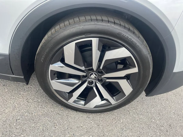 SKODA Elroq (2025) — foto 7 van 20
