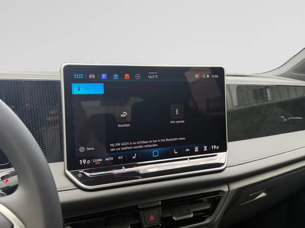 VOLKSWAGEN Tiguan (2026) — foto 8 van 24