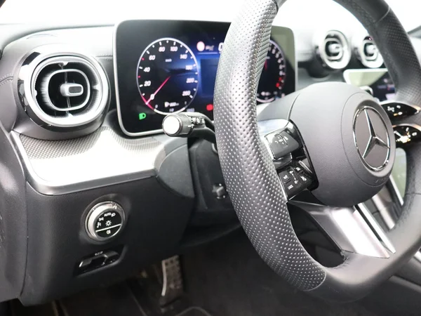 Mercedes-Benz C-Klasse (2025) — foto 26 van 26