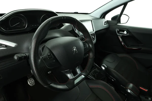 Peugeot 2008 (2008) — foto 2 van 16