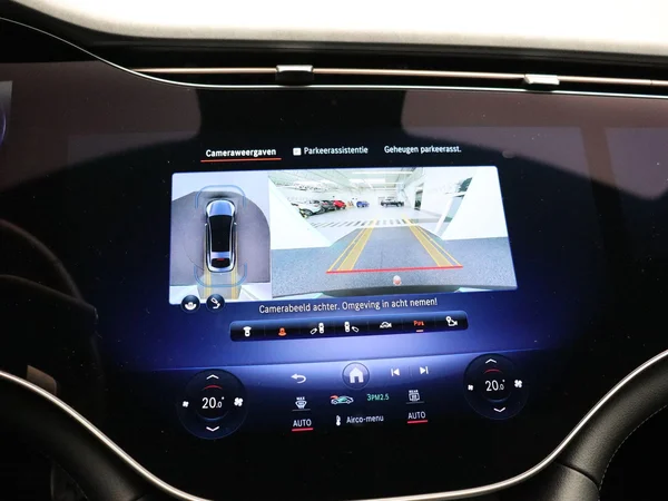 Mercedes-Benz EQS (2023) — foto 13 van 38