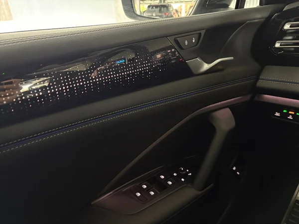 VOLKSWAGEN Tiguan eHybrid (PHEV) (2025) — foto 20 van 24