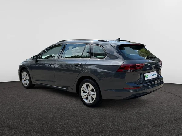 VOLKSWAGEN Golf VIII SW (2024) — foto 12 van 20