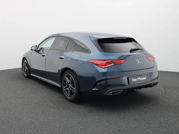 Mercedes-Benz CLA (2021) — foto 12 van 27